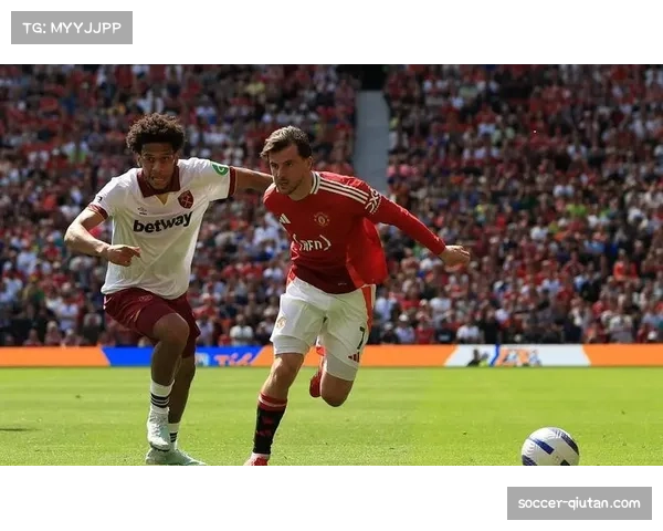 曼联防守体系存在隐患 中卫组合速度偏慢